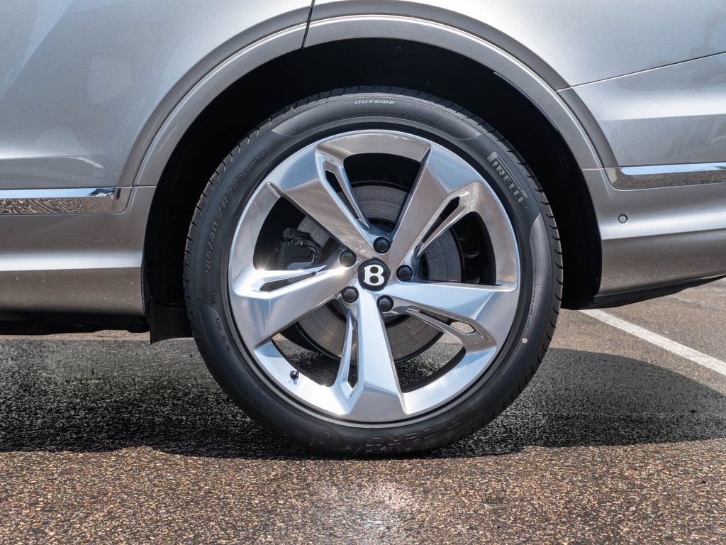New 2026 Bentley Bentayga AWD/4WD image 32