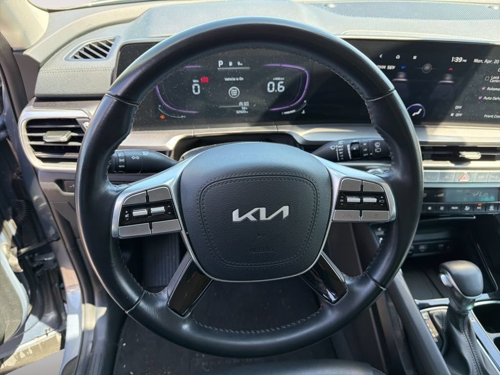 Used 2025 Kia Telluride S AWD/4WD image 19