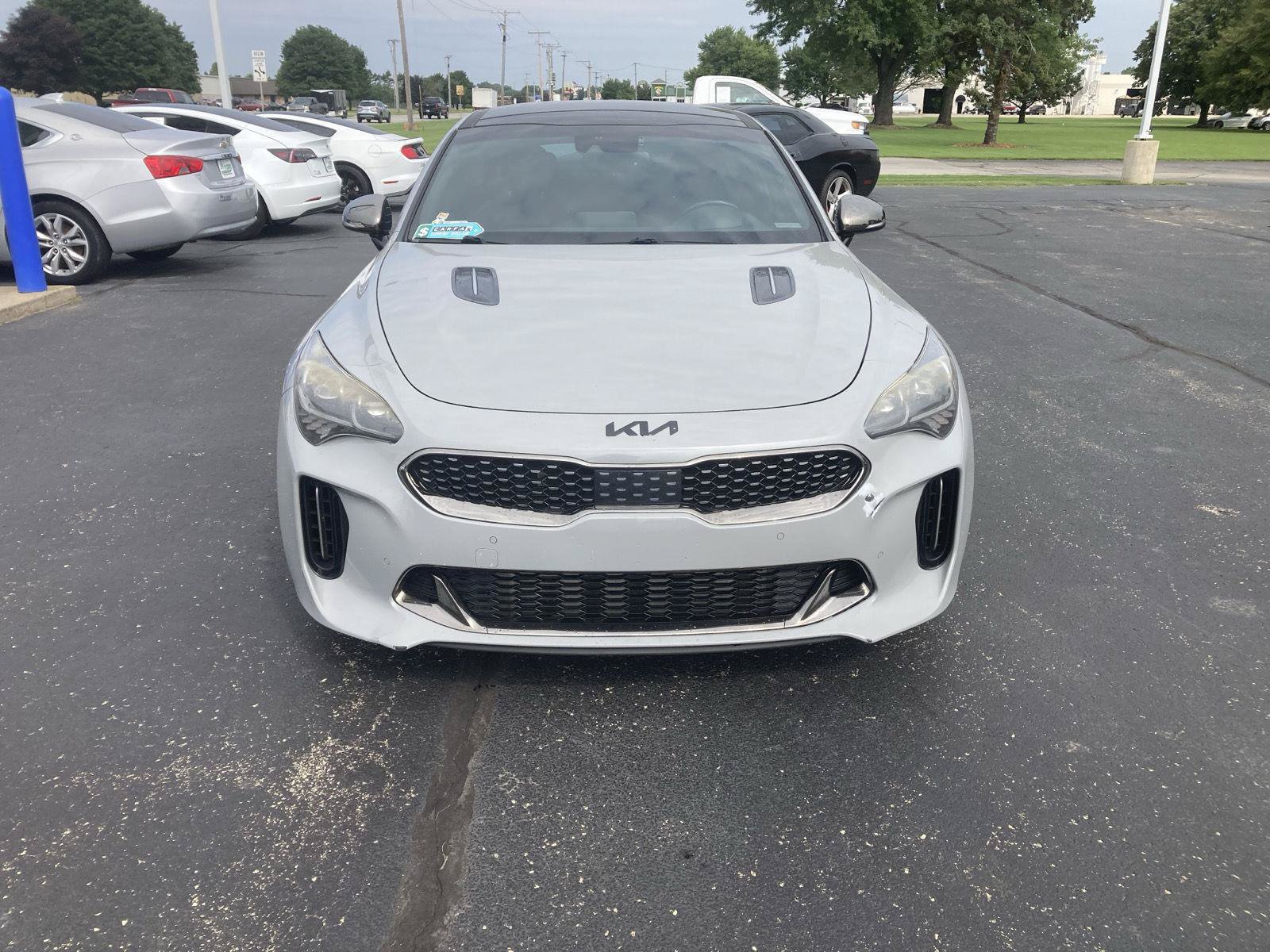 Used 2018 Kia Stinger GT2 AWD/4WD image 3