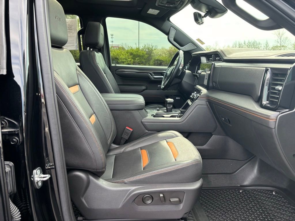 Used 2023 GMC Sierra 1500 AT4 w/ Technology Package image 24