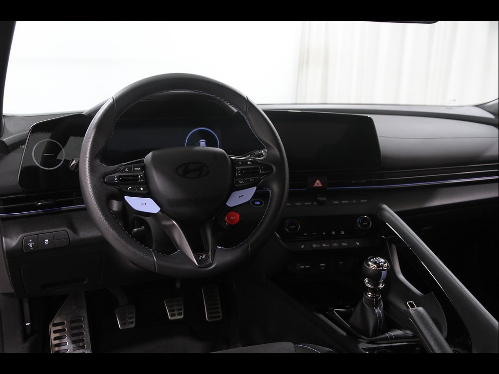 Certified 2025 Hyundai Elantra N FWD image 6