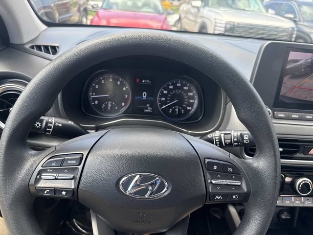 Used 2023 Hyundai Kona SEL AWD/4WD image 28