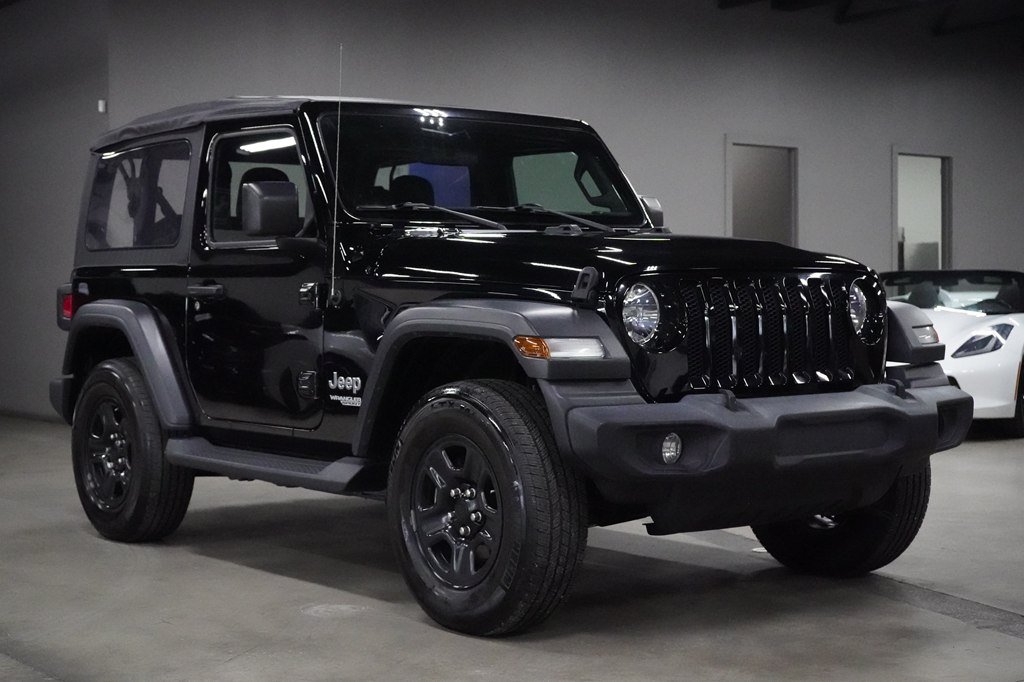 Used 2020 Jeep Wrangler Sport AWD/4WD image 7