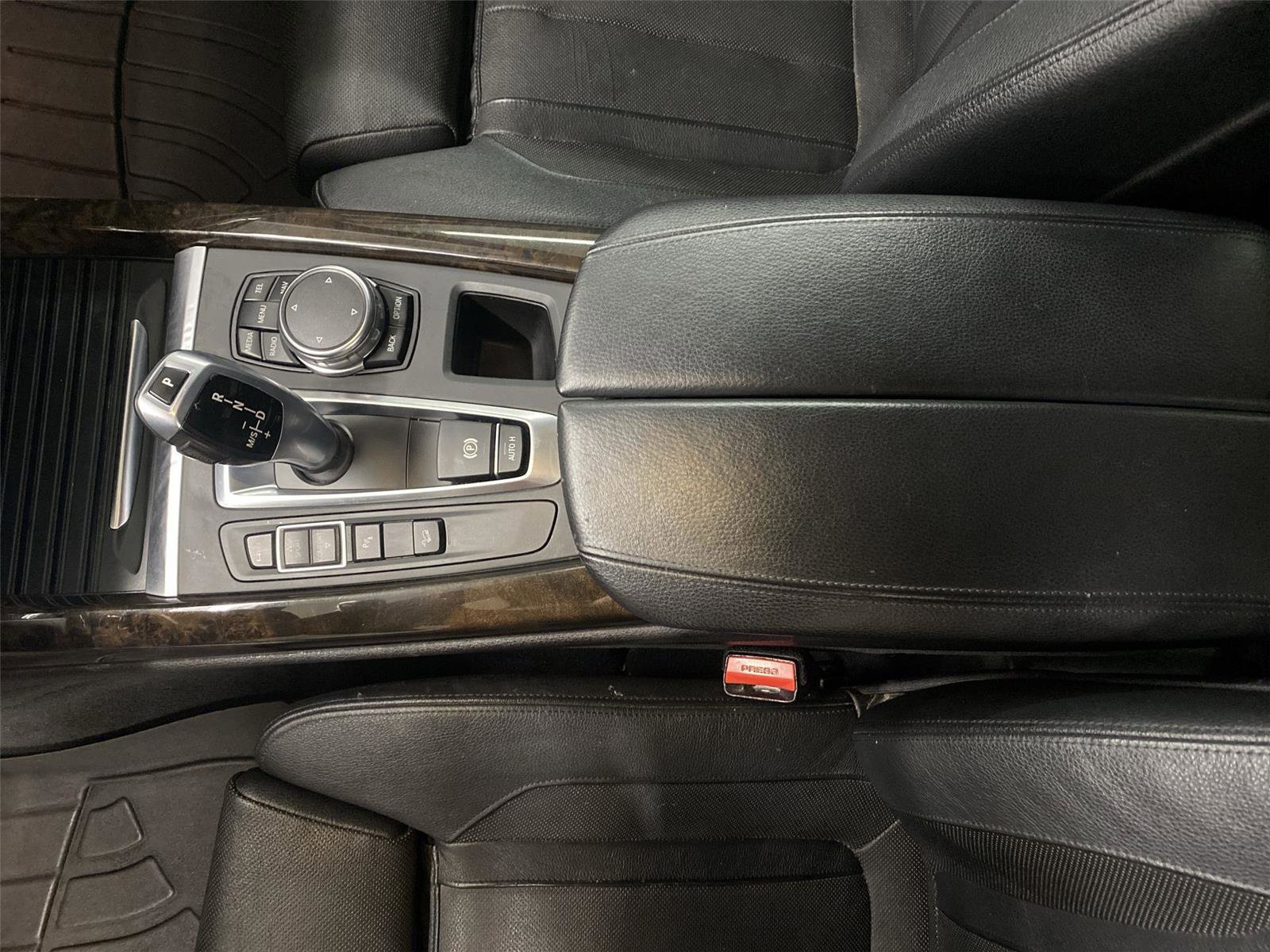 Used 2015 BMW X5 xDrive35d image 27