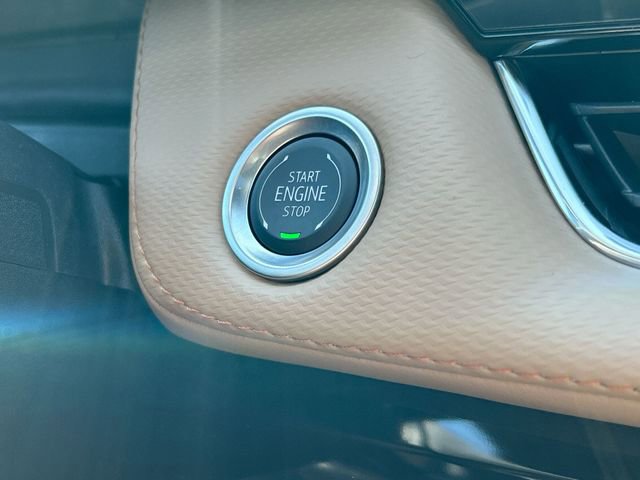 New 2025 Chevrolet Equinox ACTIV w/ Safety and Technology Package image 17