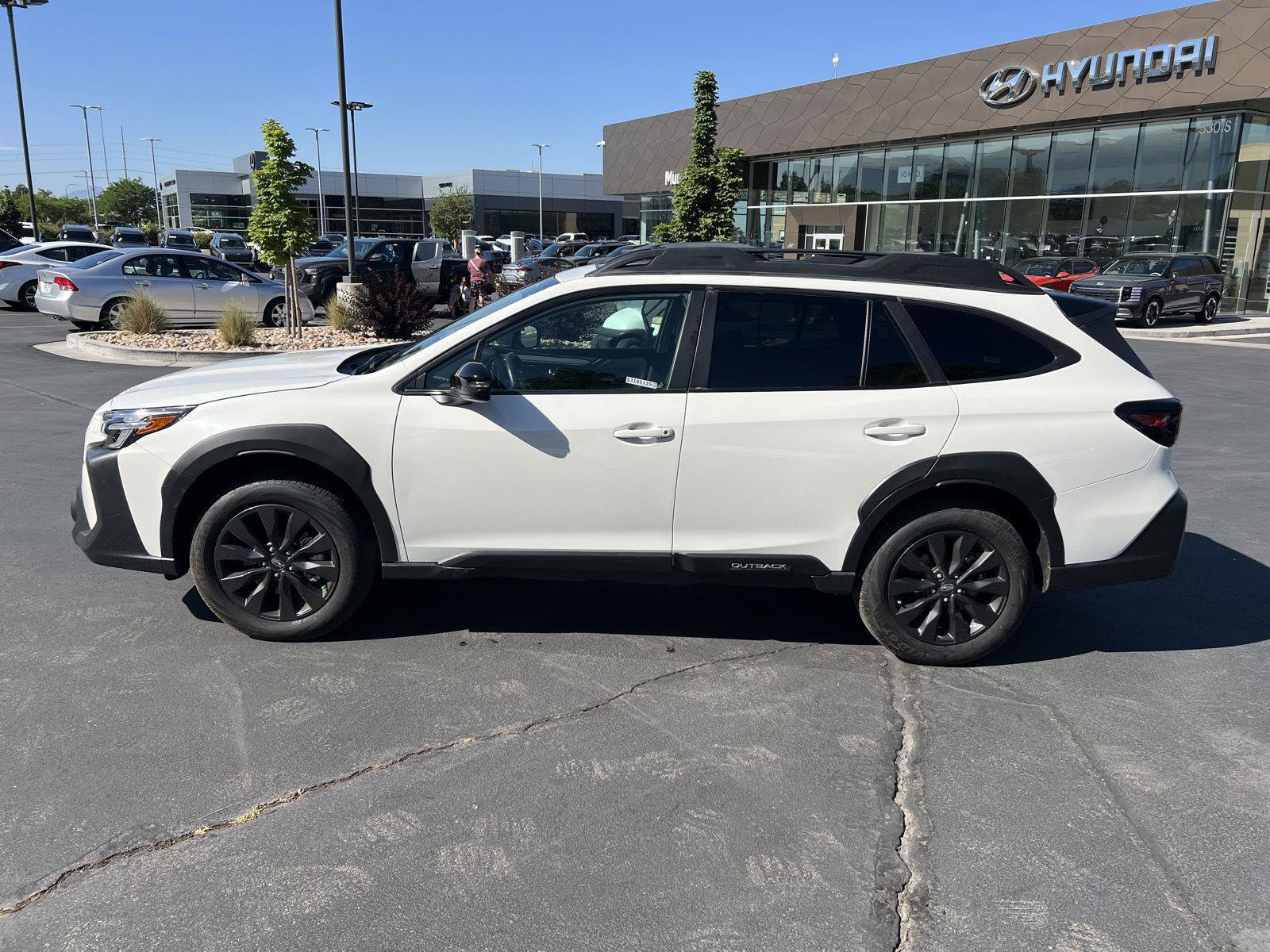 Used 2025 Subaru Outback Onyx Edition AWD/4WD image 19