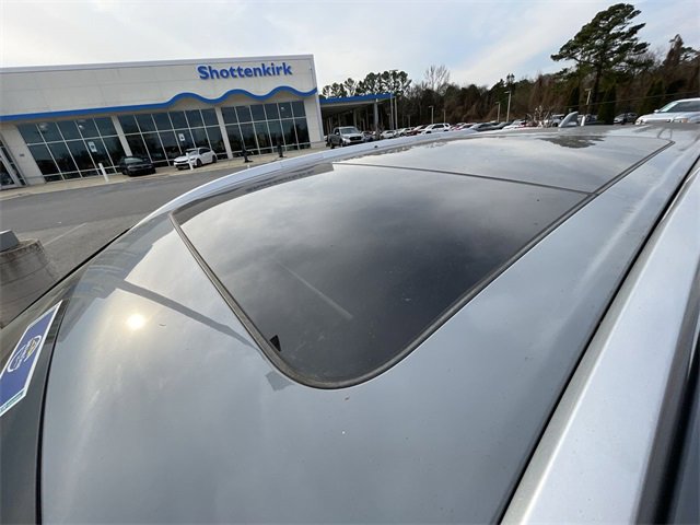 Used 2023 Nissan Rogue SL w/ SL Premium Package image 7