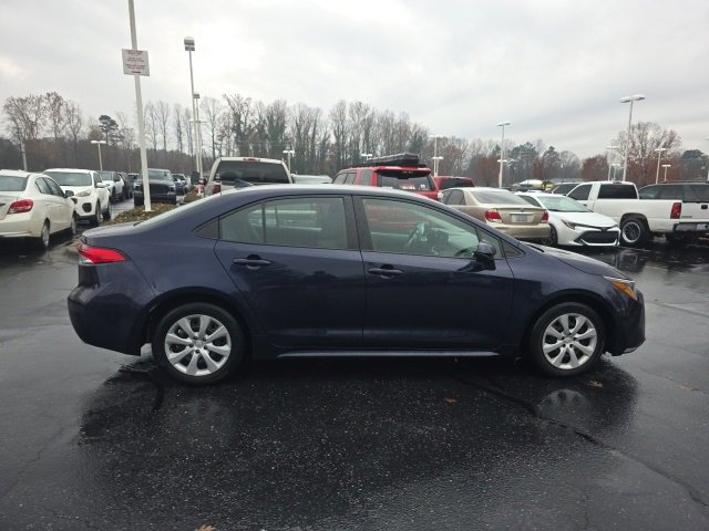 Used 2024 Toyota Corolla LE image 5