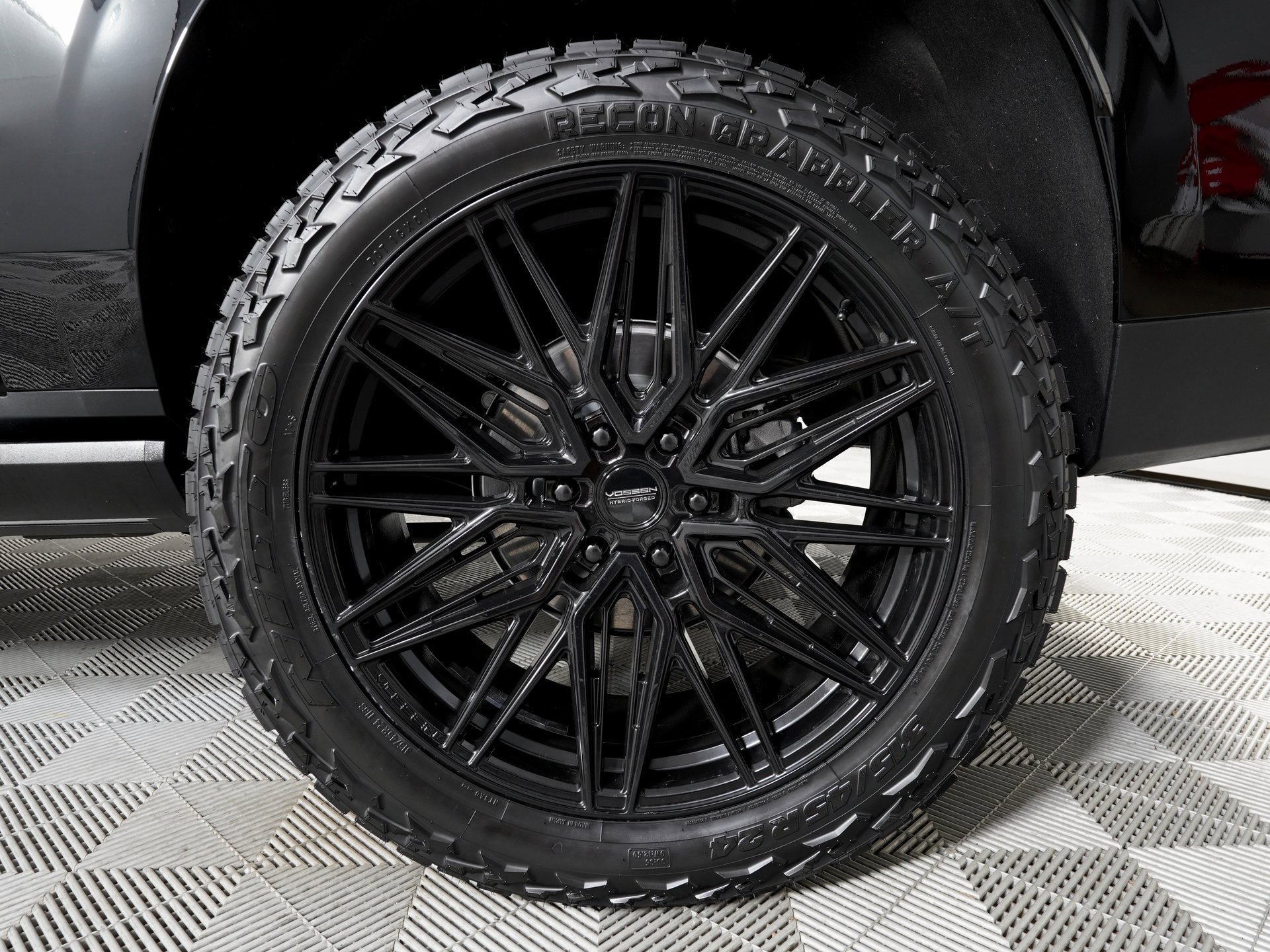 Used 2025 GMC Yukon XL Denali Ultimate image 38