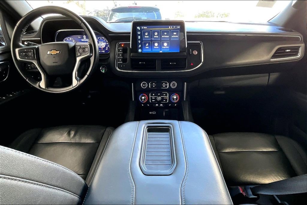 Used 2023 Chevrolet Suburban LT image 6