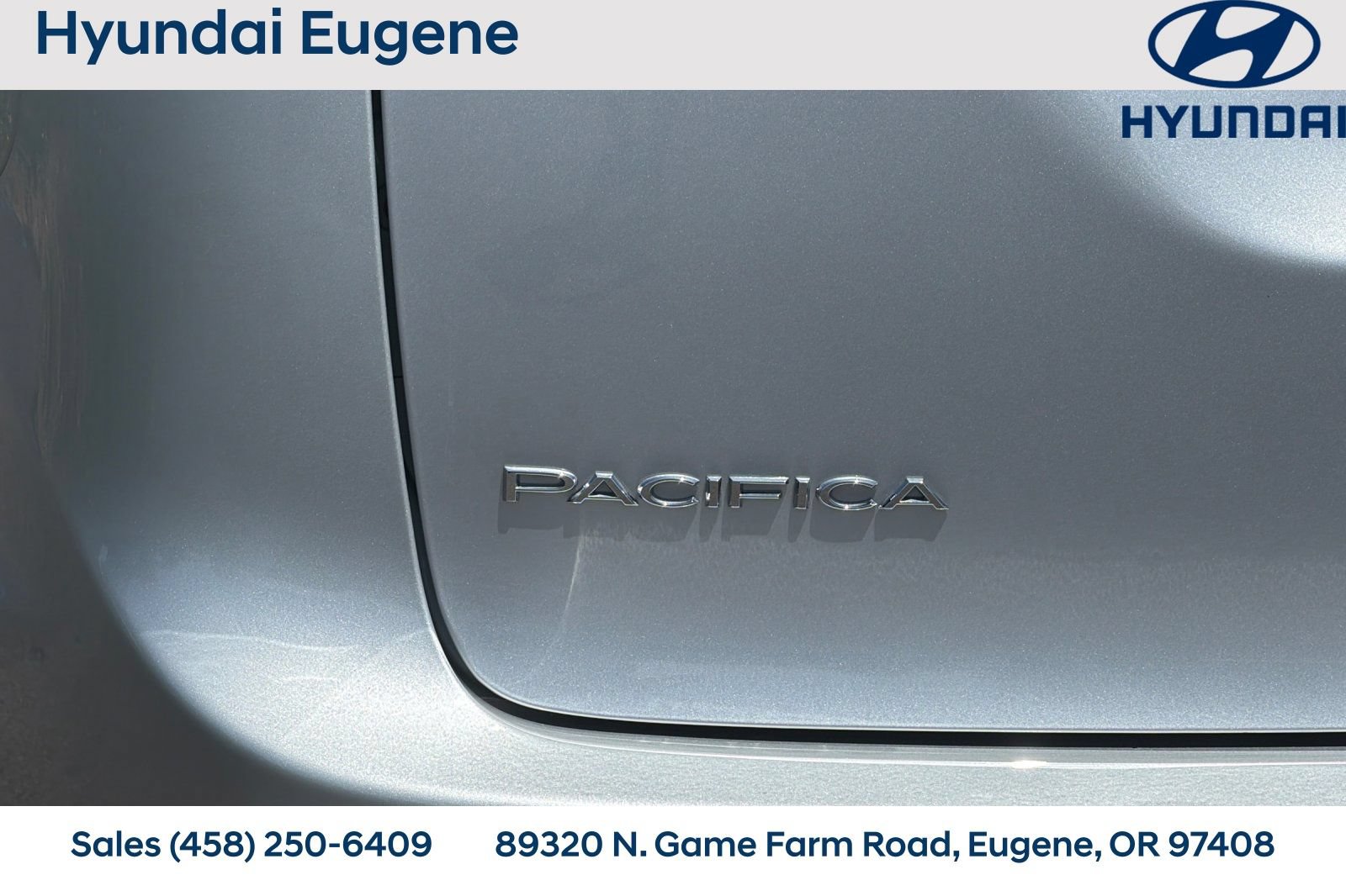 Used 2023 Chrysler Pacifica Touring-L FWD image 35