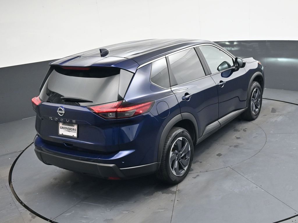 Used 2025 Nissan Rogue SV image 30
