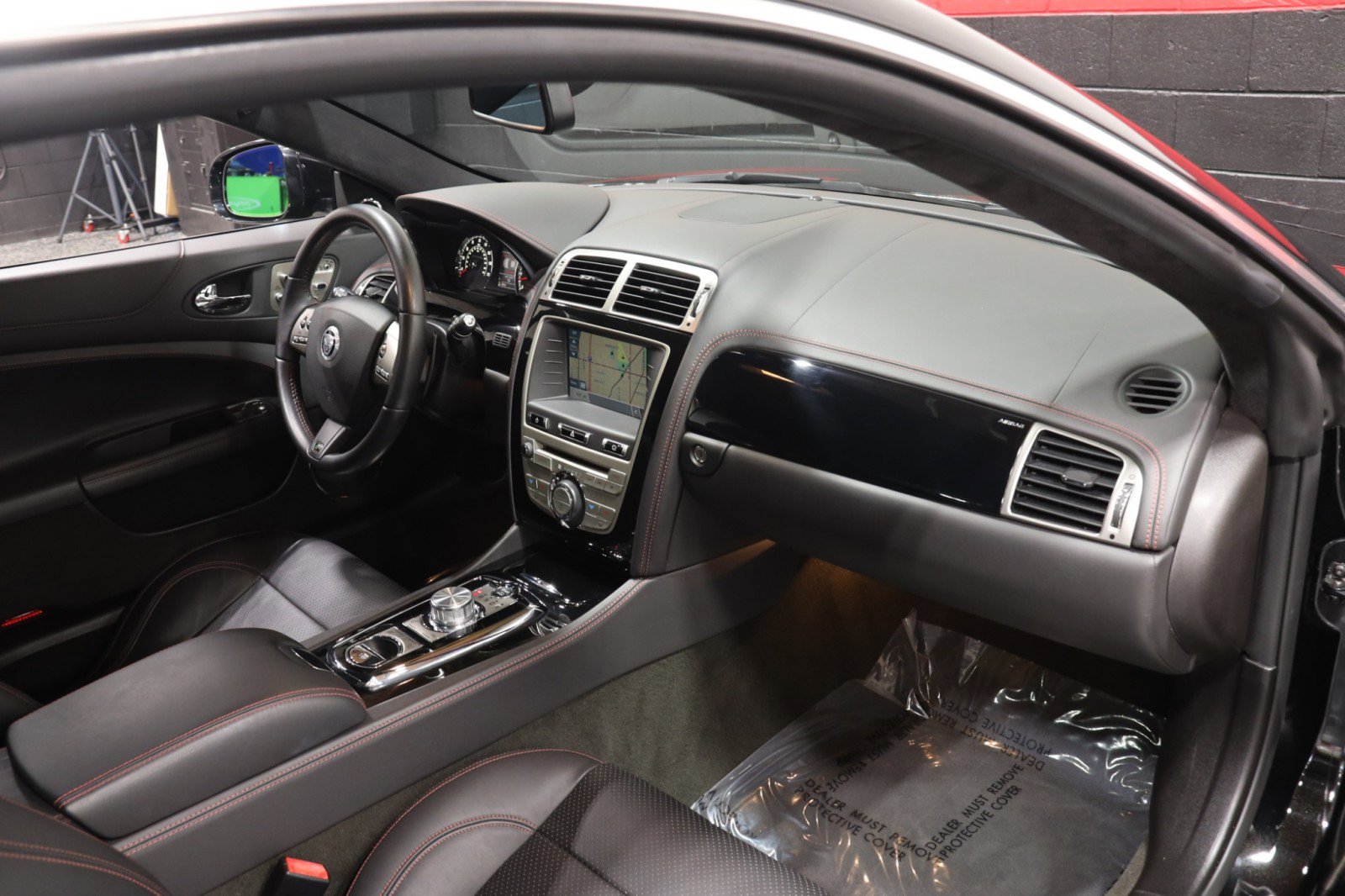 Used 2011 Jaguar XKR R image 41