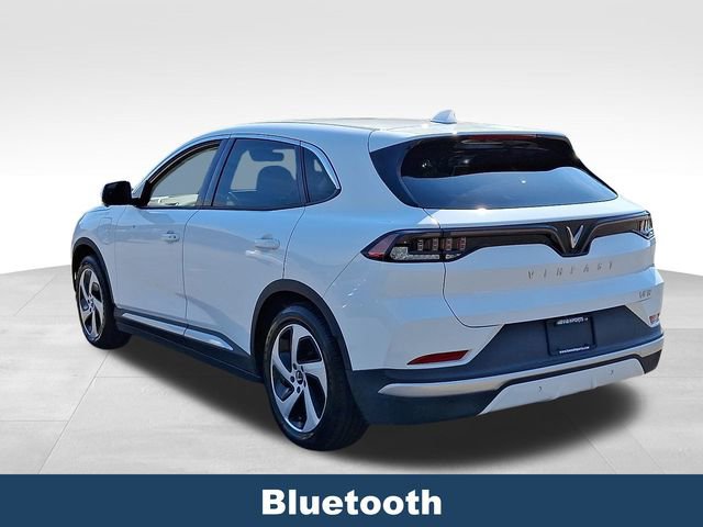 Used 2023 VinFast VF 8 Eco image 5