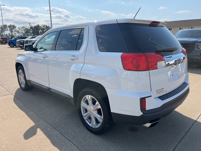 Used 2017 GMC Terrain SLE image 6