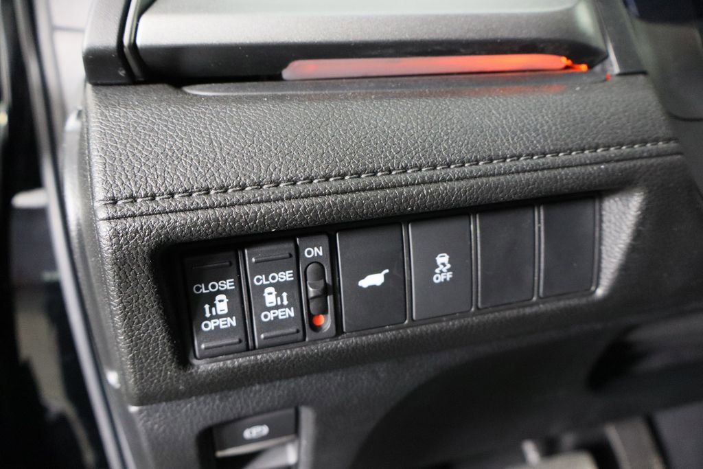 Used 2025 Honda Odyssey Sport-L image 23