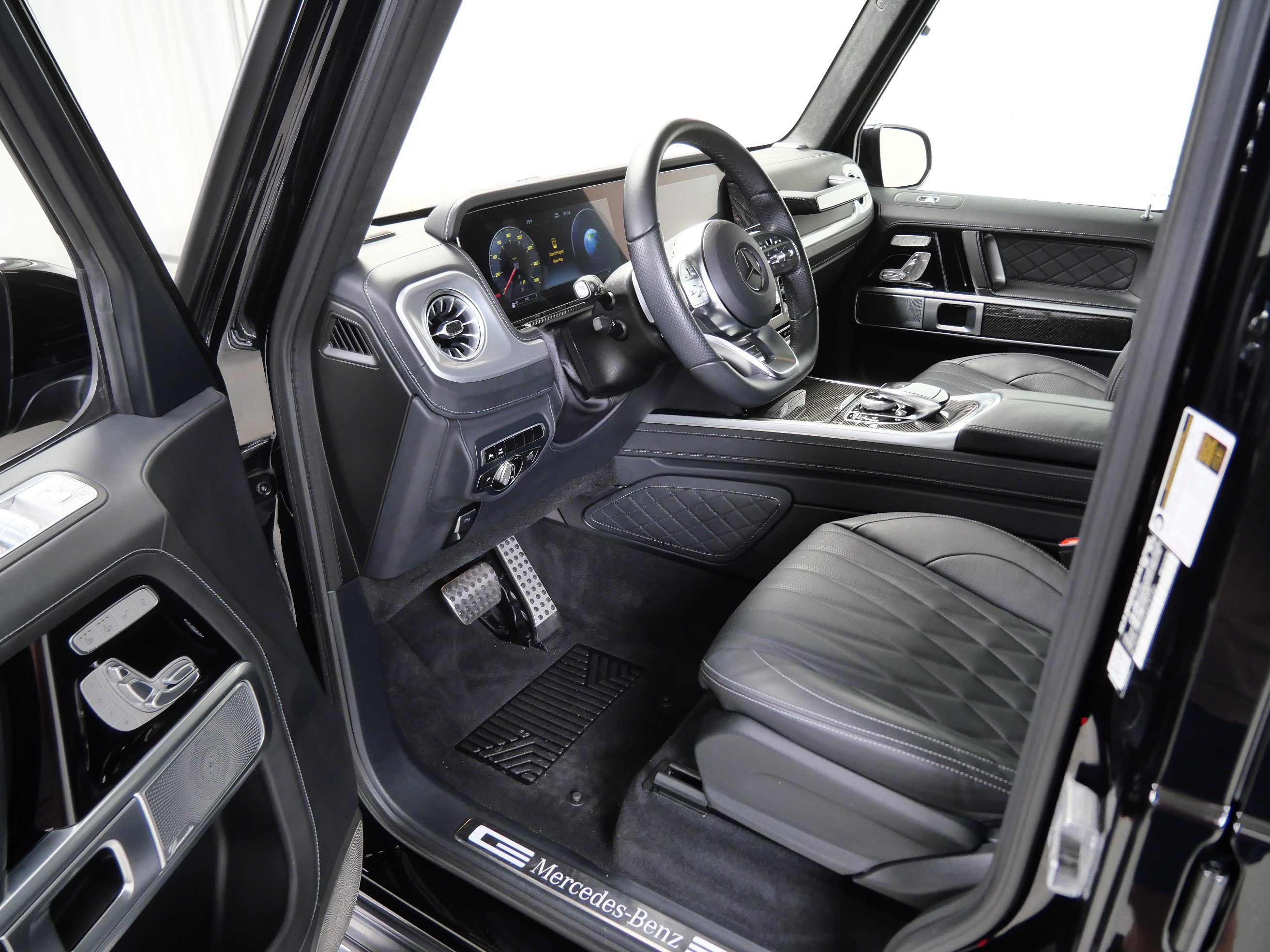 Used 2023 Mercedes-Benz G 550 image 12