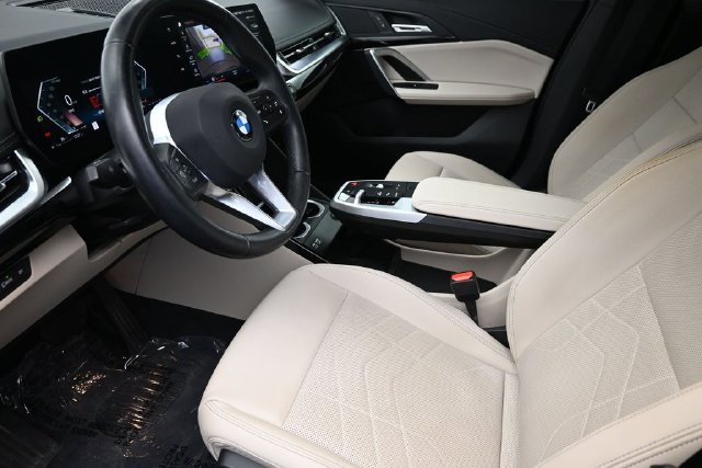 Certified 2023 BMW X1 xDrive28i w/ Convenience Package AWD/4WD image 17