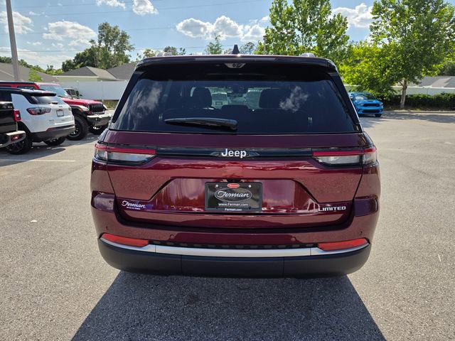 New 2026 Jeep Grand Cherokee Limited w/ Luxury Tech Group II RWD image 10