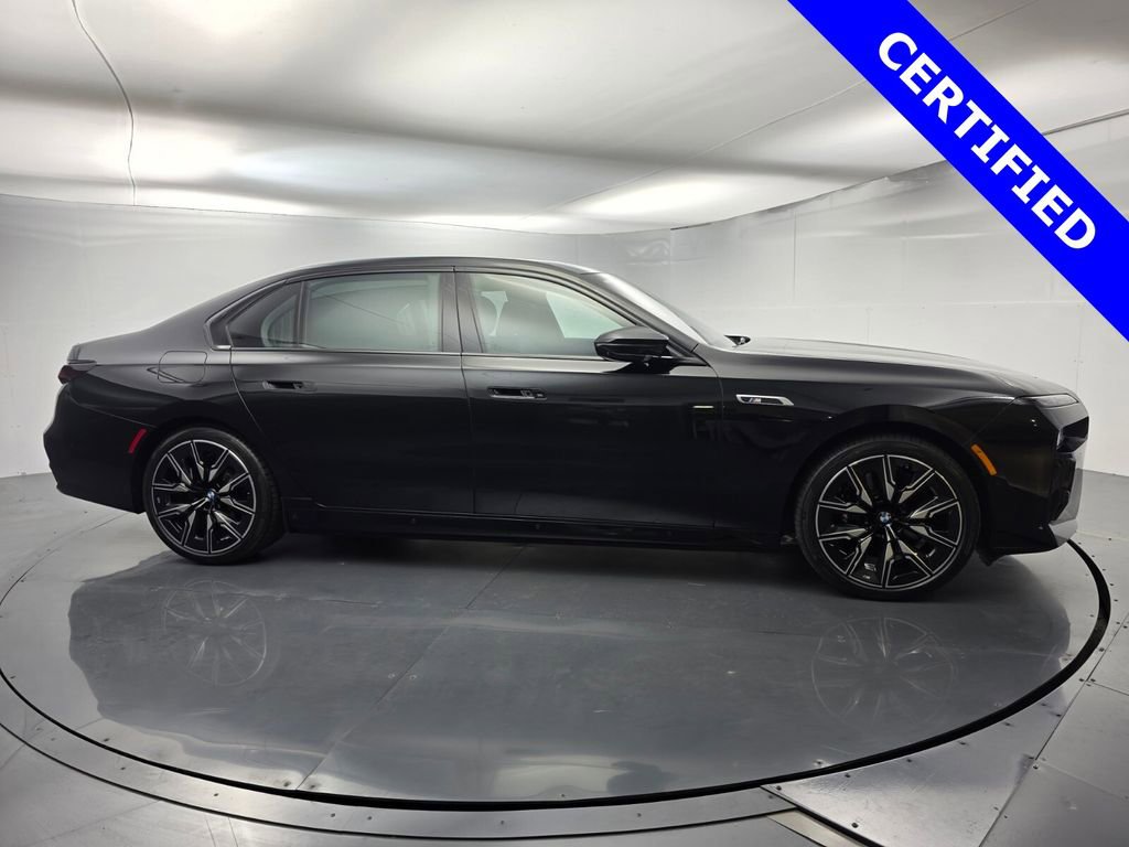 Used 2025 BMW i7 M70 w/ Executive Package video 3