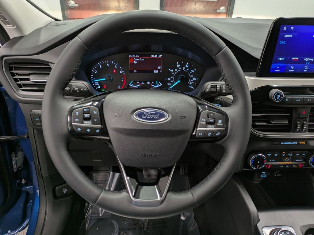 Used 2022 Ford Escape SE w/ Convenience Package image 21