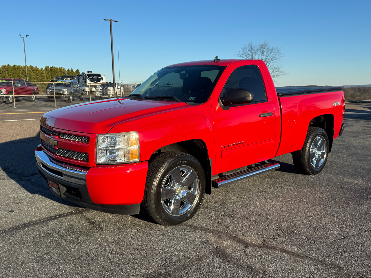 Used 2011 Chevrolet Silverado 1500 LT image 2
