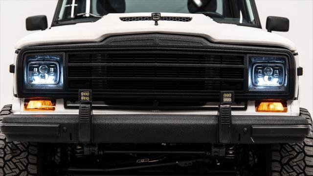 Used 1988 Jeep Grand Wagoneer image 26