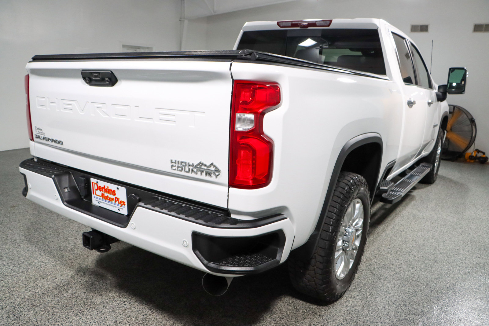 Used 2023 Chevrolet Silverado 2500 High Country image 7