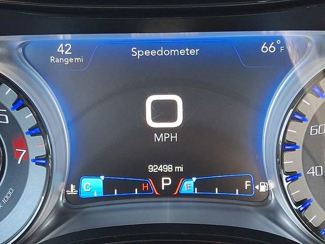 Used 2018 Chrysler 300 S w/ 300S Premium Group image 23