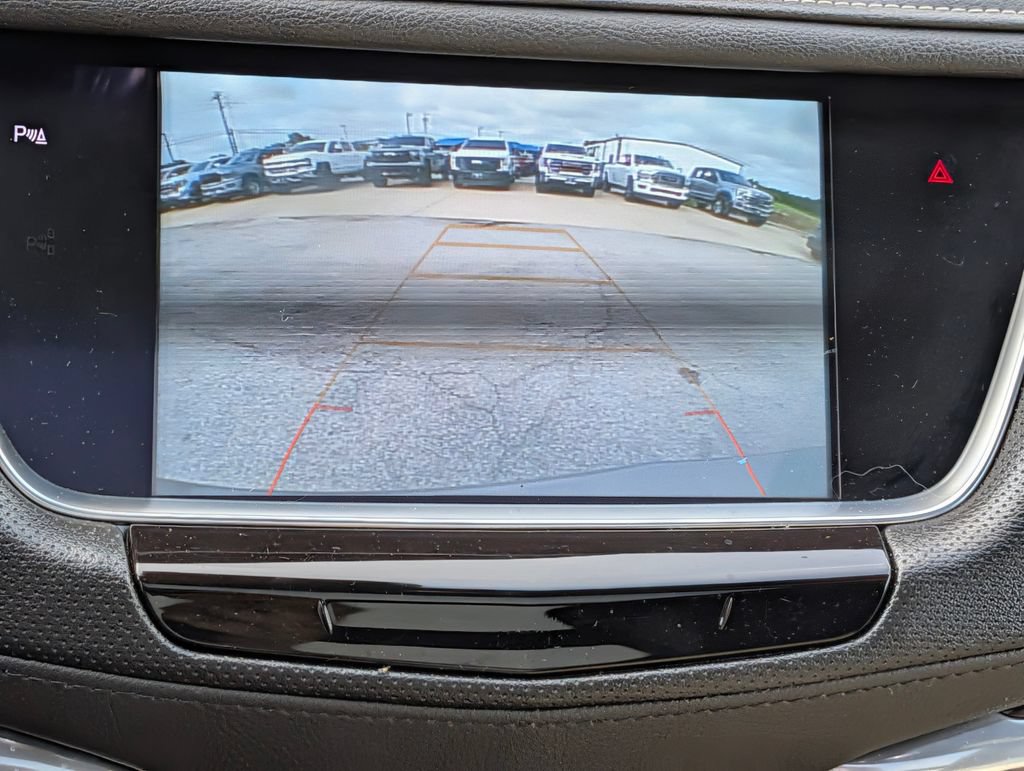 Used 2018 Cadillac XT5 Premium Luxury FWD image 16