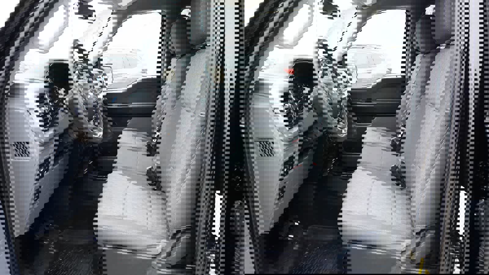 Used 2021 Ford F150 XL w/ Trailer Tow Package image 2