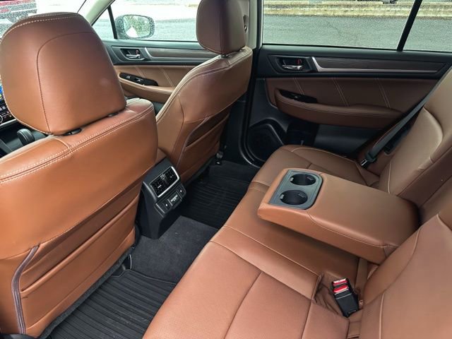 Used 2018 Subaru Outback 3.6R Touring image 21