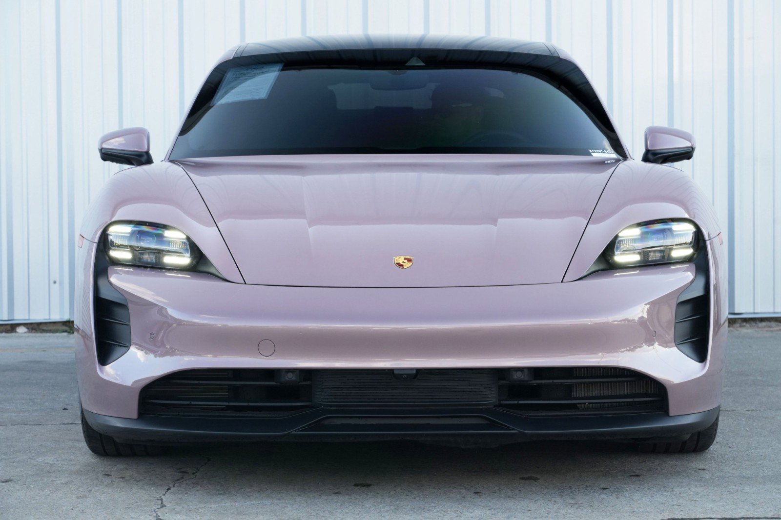 Used 2024 Porsche Taycan image 7
