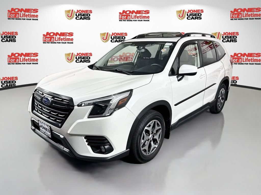 Certified 2024 Subaru Forester Premium AWD/4WD image 14