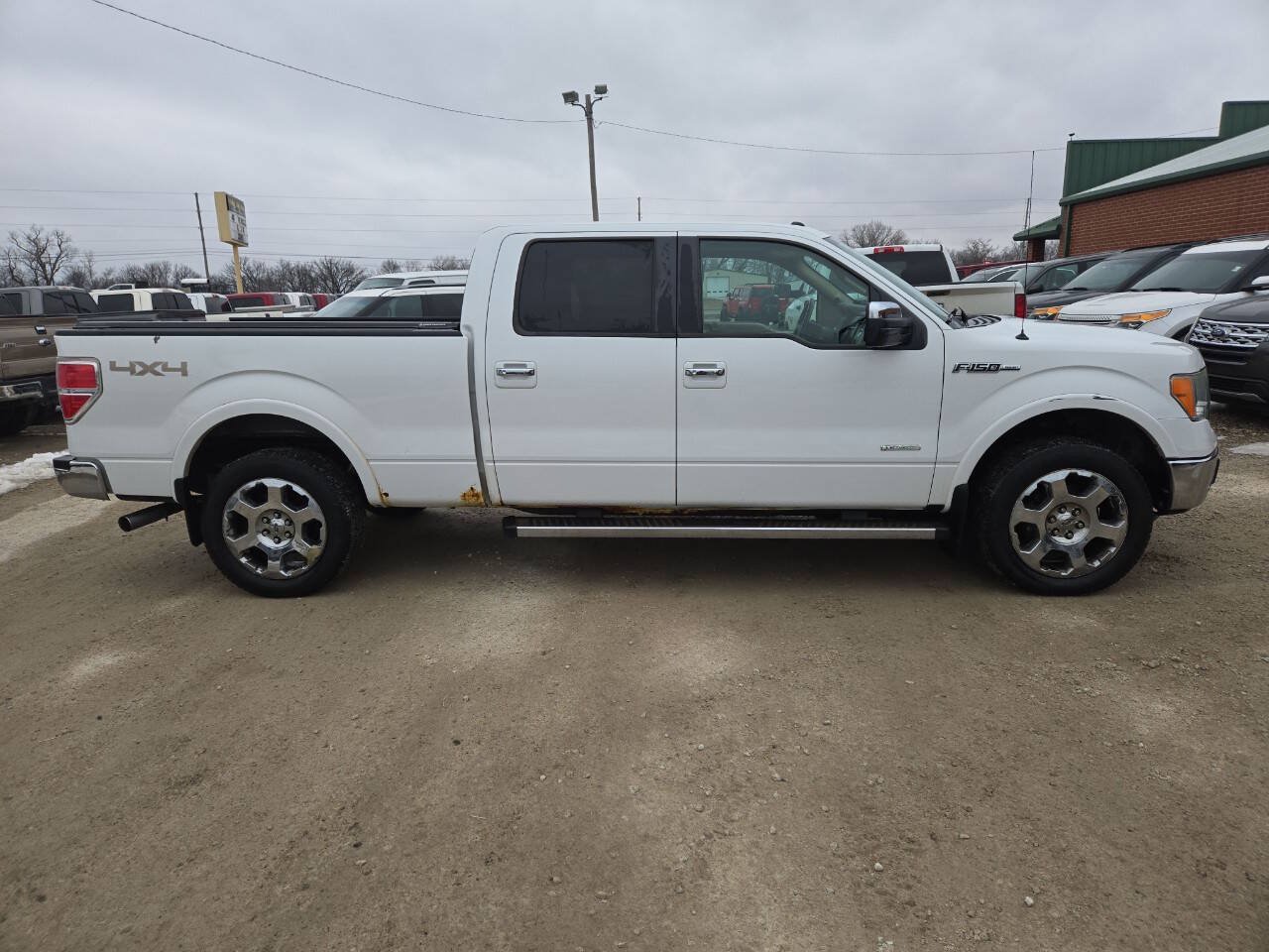 Used 2012 Ford F150 Lariat w/ Lariat Chrome Pkg AWD/4WD image 2