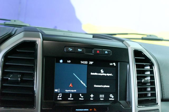 Used 2017 Ford F150 Lariat w/ Equipment Group 502A Luxury AWD/4WD image 21