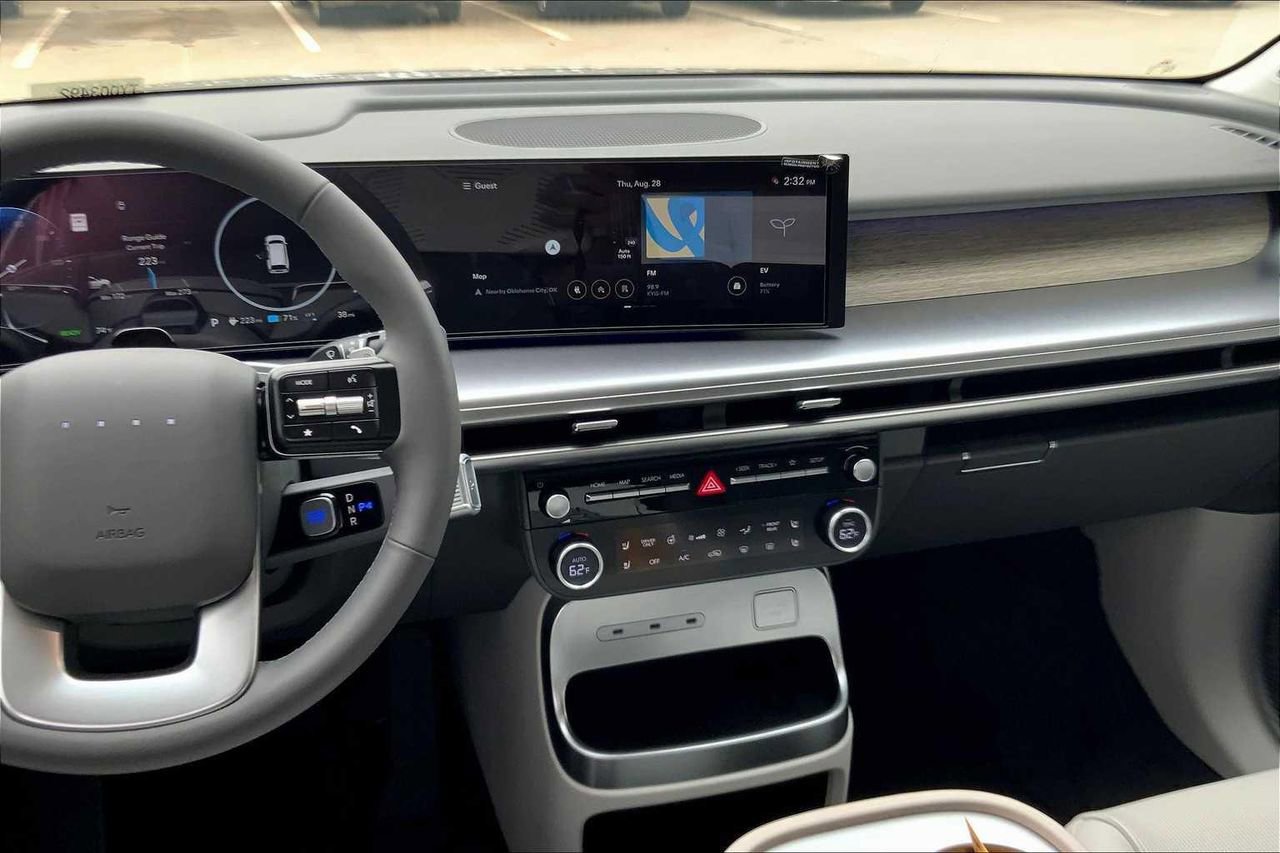 New 2026 Hyundai Ioniq 9 Limited image 6