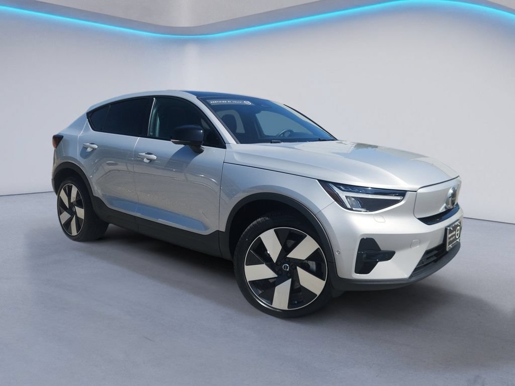 Certified 2023 Volvo C40 P8 Recharge Ultimate AWD/4WD image 2