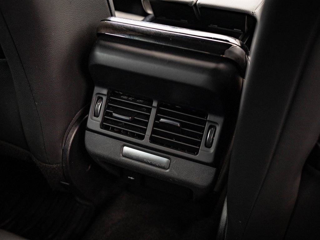 Used 2023 Land Rover Range Rover Evoque R-Dynamic S image 34