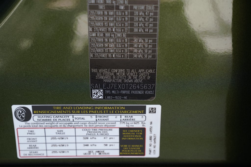 New 2026 Land Rover Defender 110 S AWD/4WD image 32
