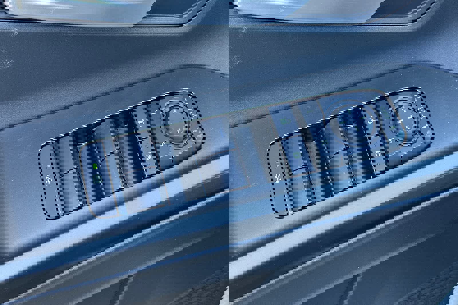 New 2026 Subaru Solterra Premium image 11