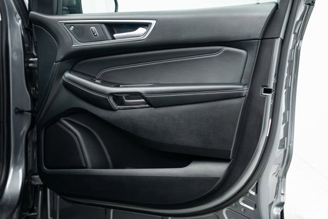 Used 2024 Ford Edge Titanium image 30