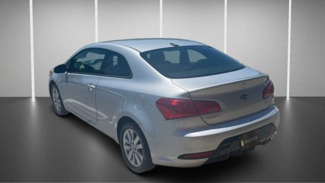 Used 2016 Kia Forte Koup EX FWD image 10