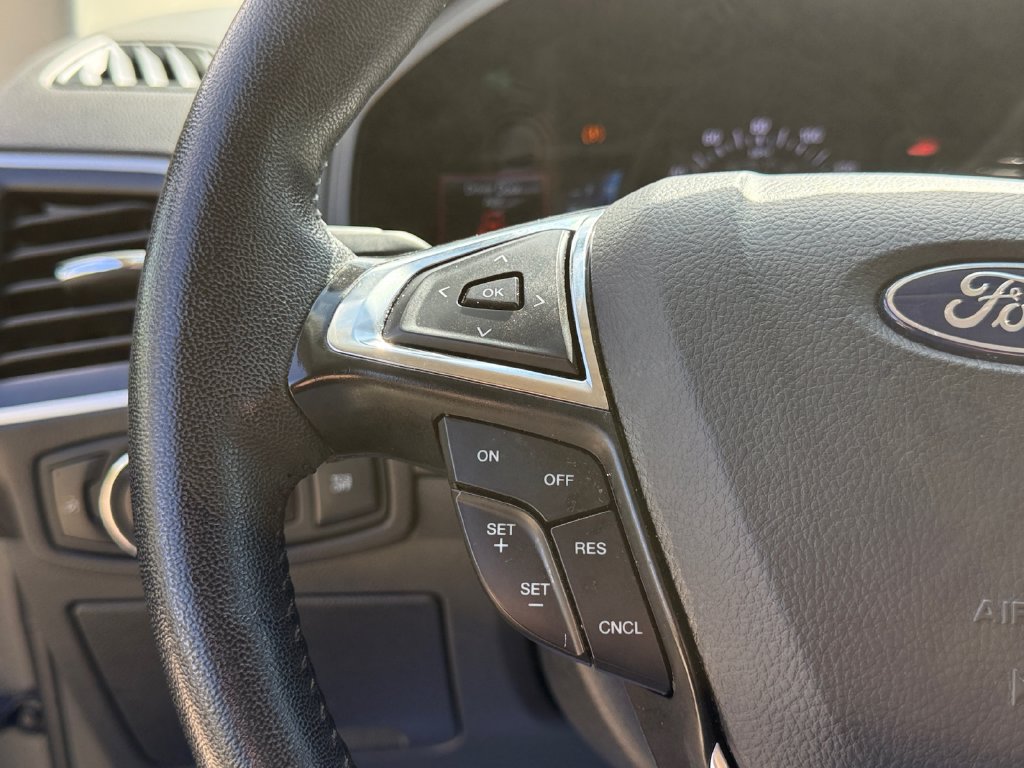 Used 2024 Ford Edge SEL AWD/4WD image 36