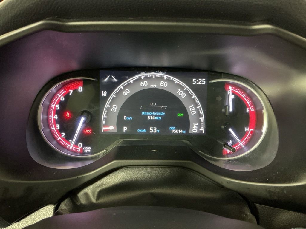 Used 2019 Toyota RAV4 Limited image 11