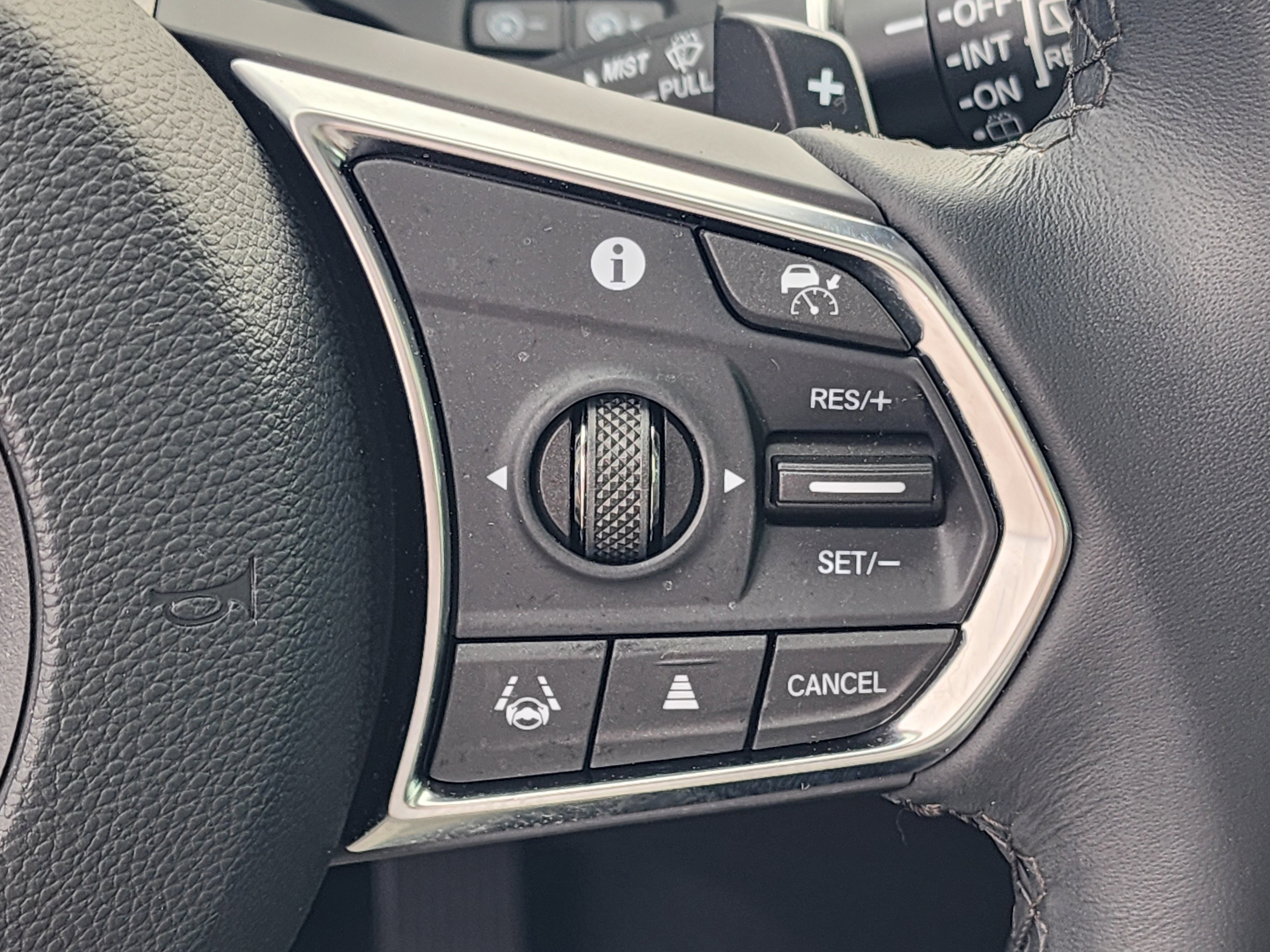 Used 2023 Acura RDX FWD image 28