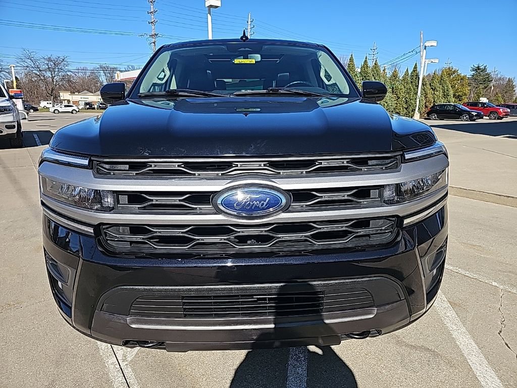 Used 2022 Ford Expedition XLT image 7
