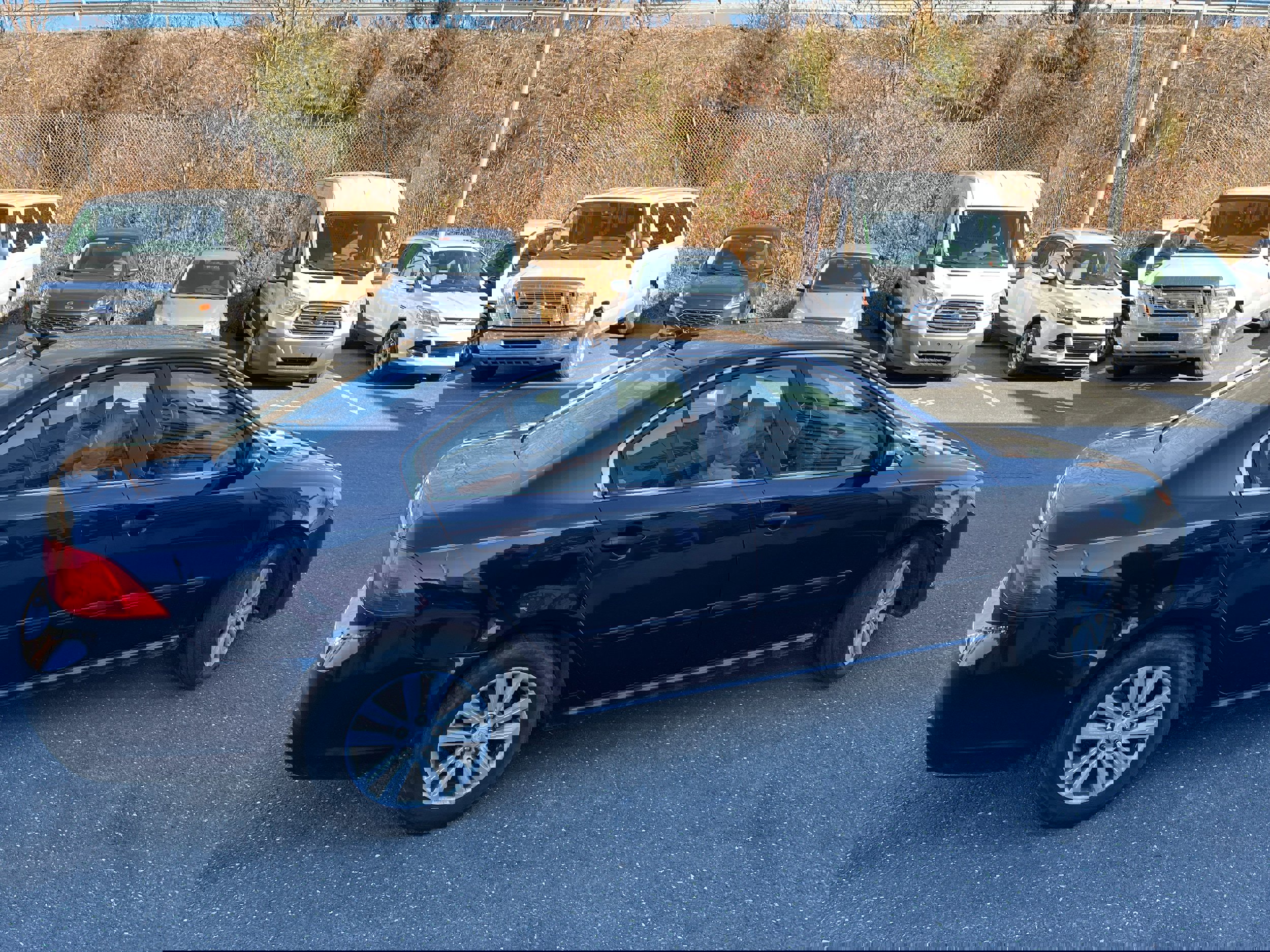 Used 2010 Kia Optima LX w/ Convenience Pkg image 4