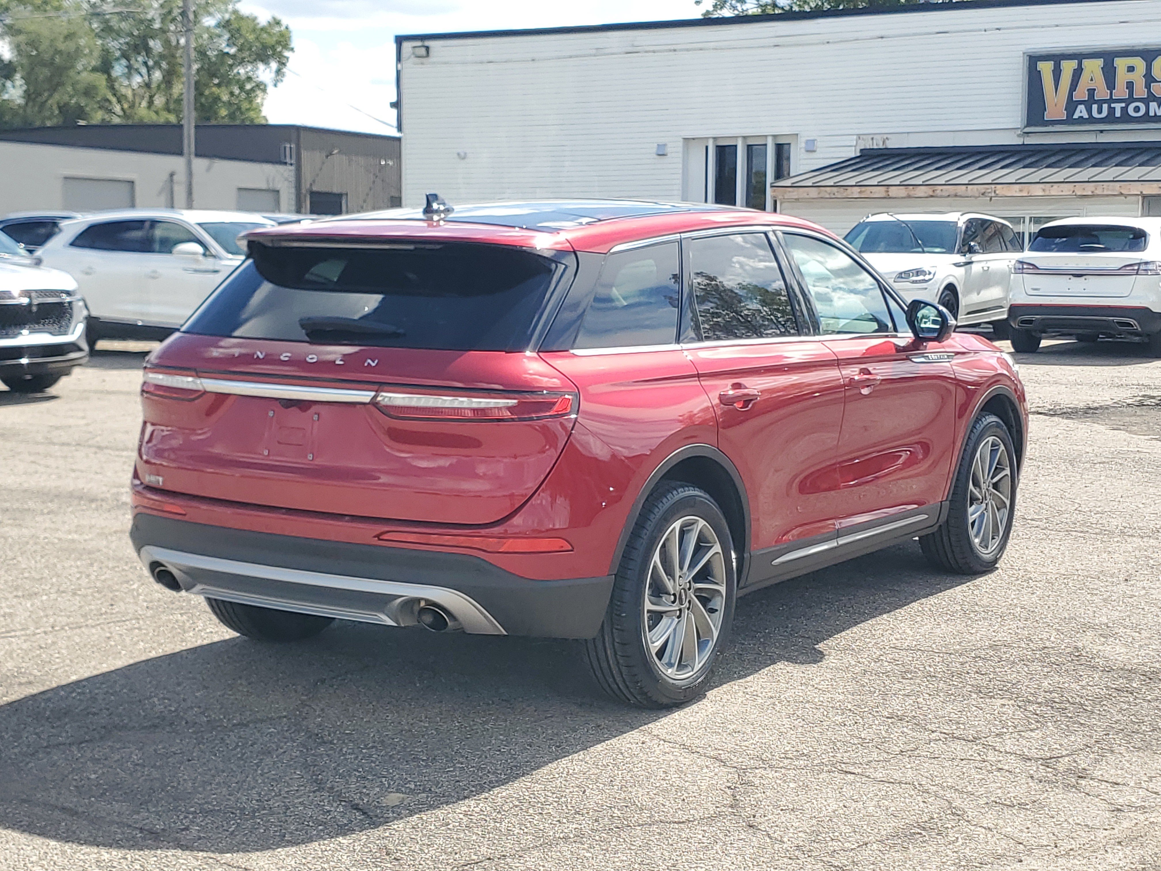 Certified 2024 Lincoln Corsair AWD w/ Equipment Group 101A image 6
