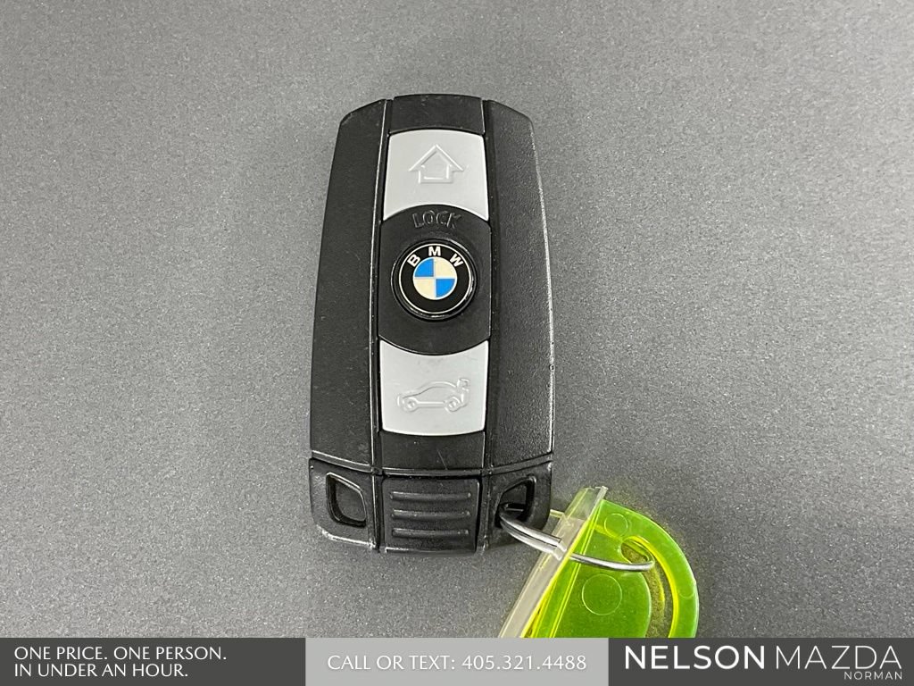 Used 2011 BMW Z4 sDrive35i RWD image 39